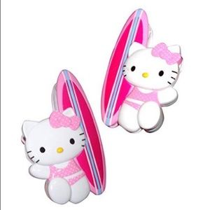 NWT HELLO KITTY TOWEL CLIPS